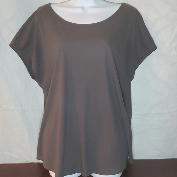 Hanro Knits gray top with embroidered / net back - Picture 1 of 16
